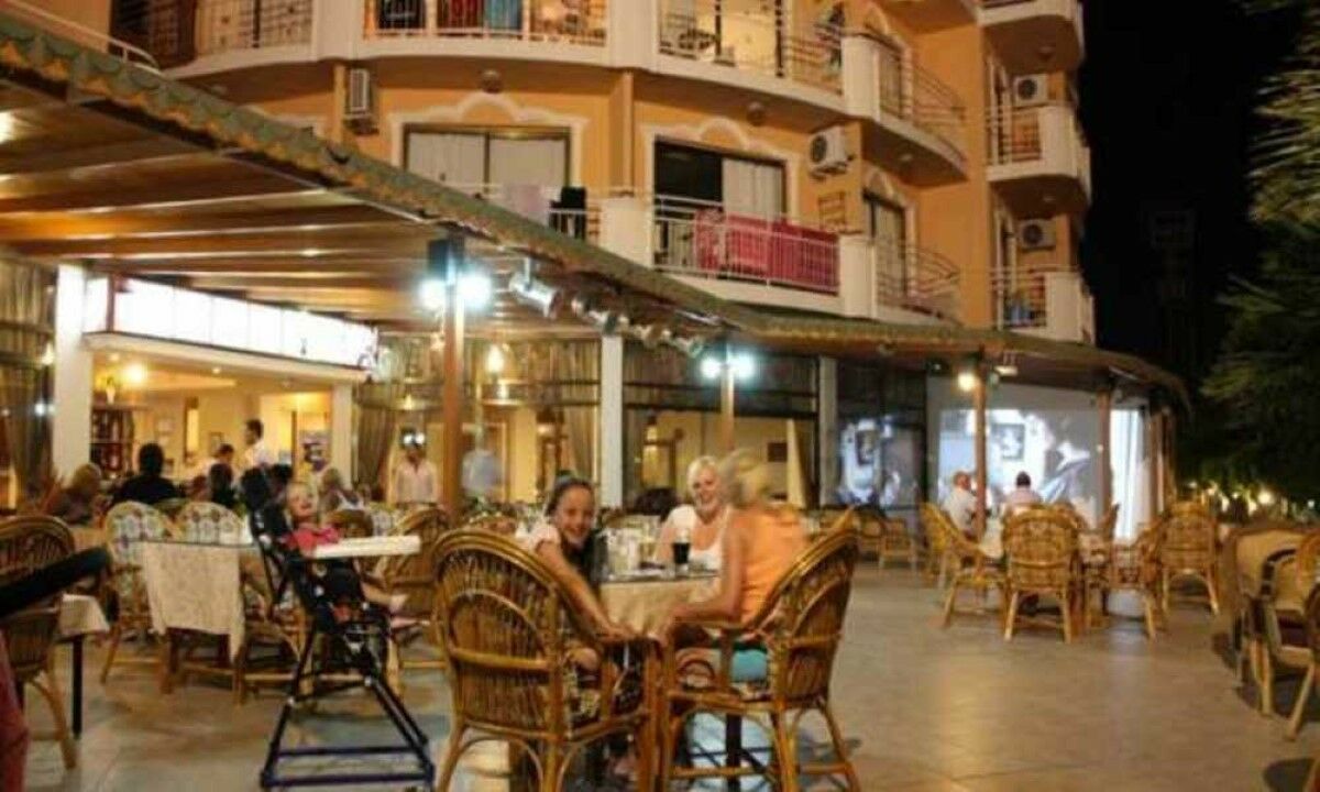 Mutlu Hotel Didim Exterior photo
